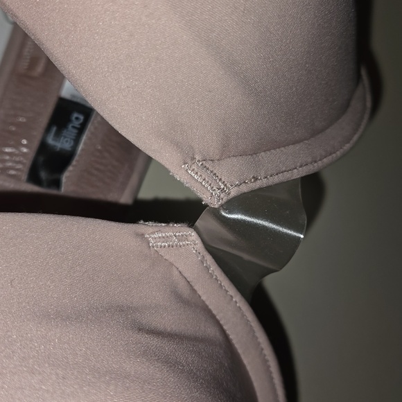 Felina Strapless Bra, NWT 36DD, clear center gore - Picture 3 of 4